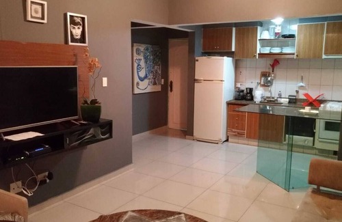 Gonzaga Apartment | Beautiful city of Santos 1009