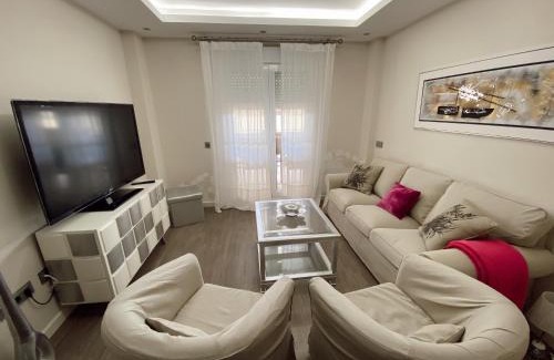 Sanlucar de Barrameda Apartment | Beautiful & Cozy Apart. Pool & Parking-Downtown