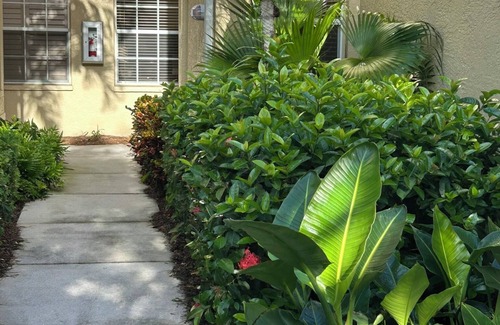 Bonita Springs House | Beautiful Coach Home located in one of Bonita Springs most desirable communities
