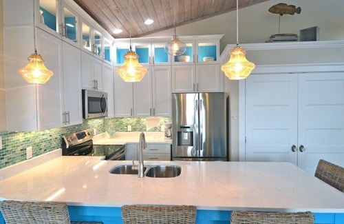 Cedar Key Apartment | Beautiful Coastal Chic,Premium Internet@Studio 589