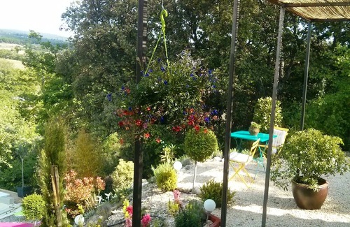 Flassan House | Beautiful, colorful house with pool on the outskirts of a village. Privacy guaranteed.