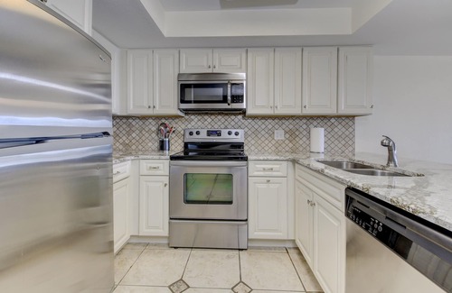 Indian Rocks Beach Condo | BEAUTIFUL CONDO WITH BALCONY FACING GULF OF MEXICO WITH BRAND NEW HEATED POOL