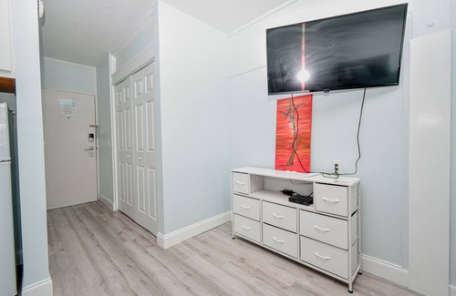 Cedar Key Condo | Beautiful Condo 127 with AC in charming Cedar Key