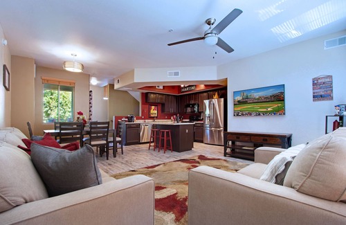 Tempe Condo | Beautiful Condo Across From Sloan Park Home to Cubs Spring Training