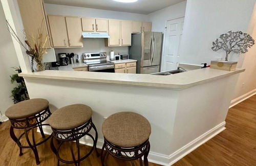 Clearwater Apartment | Beautiful Condo at Avalon Resort, Clearwater
