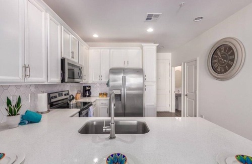 Ocotillo Condo | Beautiful condo at the luxurious resort style "THE CAYS" in DOWNTOWN OCOTILLO!
