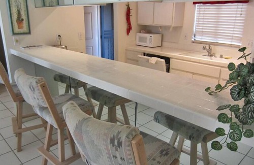 Palm Desert Condo | Beautiful Condo in Semi-Private Country Club With Panoramic Mountain Views