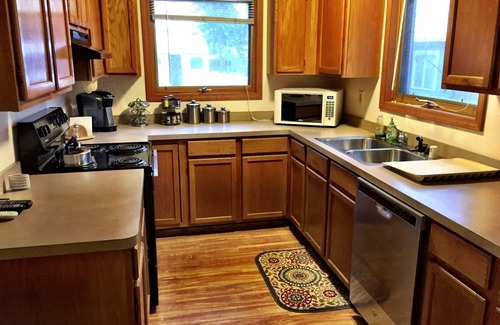 Spenard Condo | Beautiful Condo Minutes From Downtown, Airport, Shopping and Trails.