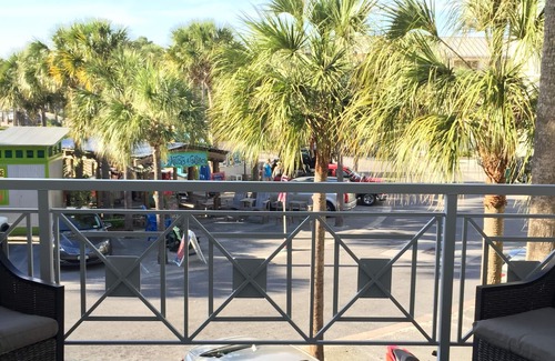 Gulf Place Apartment | Beautiful Condo Steps from the Beach with Lovely Large Patio.