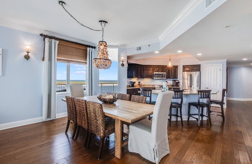Orange Beach Condo | Beautiful Condo & Views | Waterfront