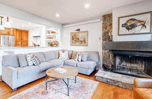 Jackson Hole Condo | Beautiful condo with breathtaking views - close to National Parks