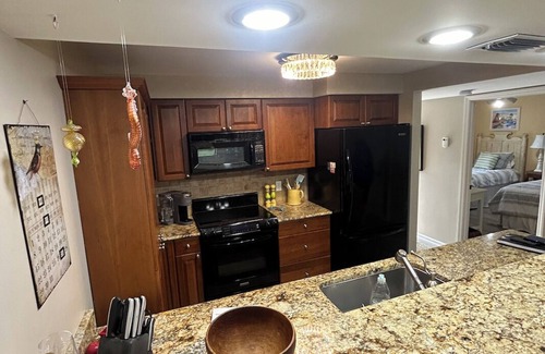 South Beach Condo | Beautiful Condo with Marina View and Minutes walk to Private Beach!