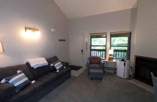 Eden Condo | Beautiful Condo with Views | 2 Bed, 2 Bath