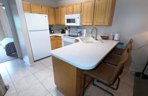 Eden Condo | Beautiful Condo with Views | 2 Bed, 2 Bath