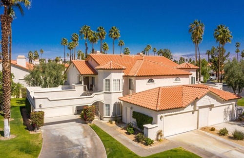Palm Desert Condo | Beautiful, Convenient, and Affordable. Desert Falls CC Vacation.
