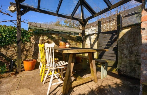 Truro House | Beautiful Cottage & Garden in the Heart of Truro