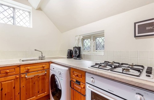 Northway House | Beautiful Cottage in Bredon The Old Thatch
