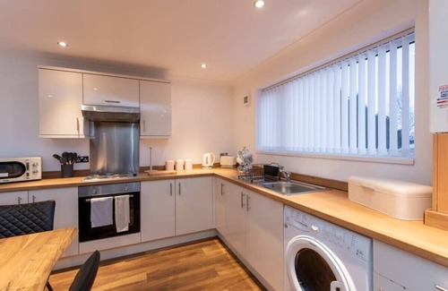 Durham House | Beautiful Cottage in Durham with Pool Table