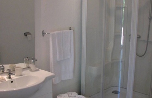 Beaumontel Bed & Breakfast | Beautiful Cottage in the Middle of Normandy