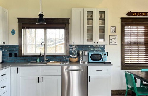 Four Corners Cottage | Beautiful Cottage Next Door to Bozeman Hot Springs - Welcome to Wee Tiny Town!