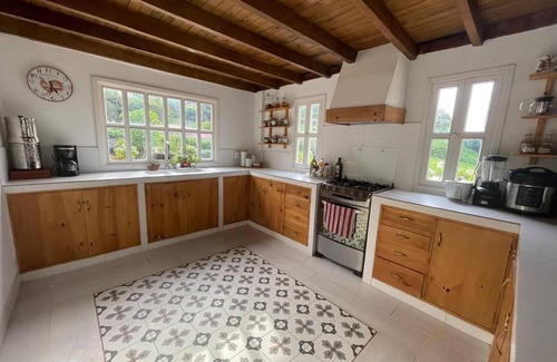 Calima House | Beautiful country house just a few minutes walk away from the lake Calima