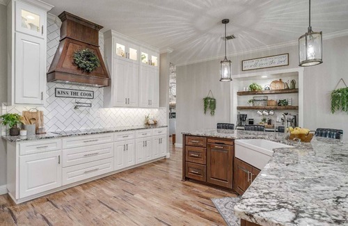 Brandon Other | Beautiful country home ideal for gatherings
