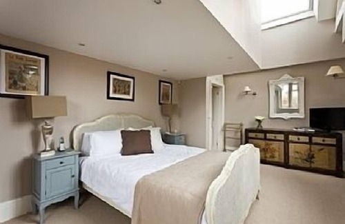 Winchelsea House | Beautiful Country House, Period Features, Modern Decor, Great Entertaining Space