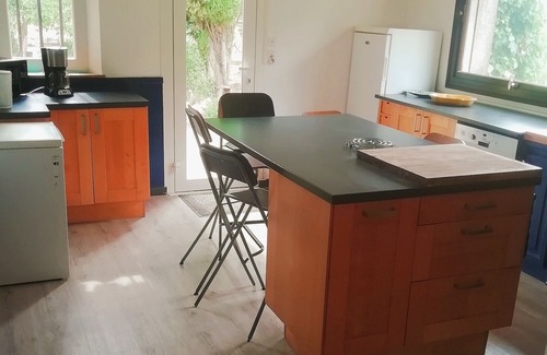 Montarnaud Villa | Beautiful craftsman's house with exceptional view