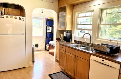 Wallingford House | Beautiful Craftsman with Off-street parking, EV charger, Yard + Dogs OK!