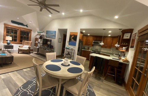 Eel Point House | Beautiful Custom home on large private property. 10 minute walk to beach!