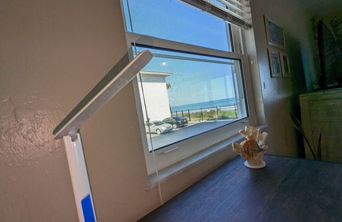 Satellite Beach Condo | Beautiful direct ocean front beach access condo