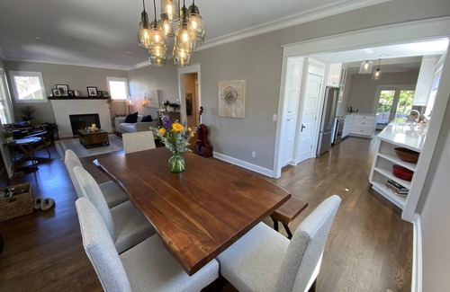 The Dalles House | Beautiful Downtown Craftsman with River View
