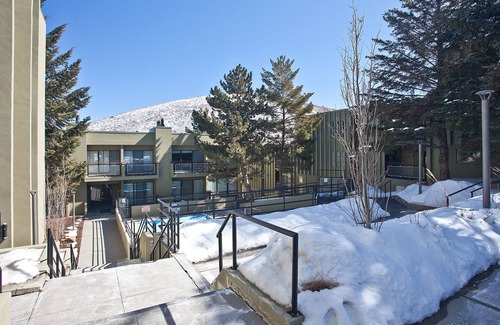 North Park City Condo | Beautiful downtown condo w/ modern accents, shared pool & hot tub!
