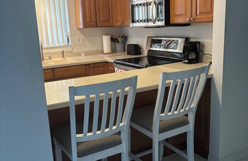 Punta Gorda Apartment | Beautiful downtown Punta Gordain walking distance of Fisherman's Village