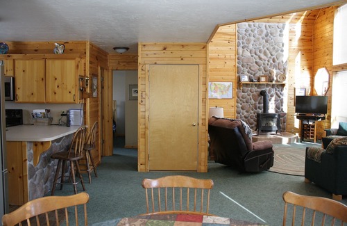 Driggs Cabin | Beautiful Driggs cabin w/spectacular Teton views near Grand Targhee Ski resort!