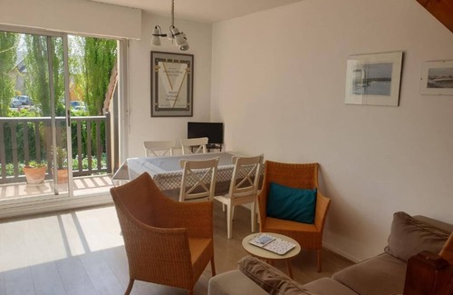 Cabourg Apartment | Beautiful duplex 52 m2 center Cabourg 4-6 people tennis included - everything on foot