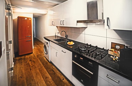 Burgwallen Nieuwe Zijde Bed & Breakfast | Beautiful DutchHouse Centrum