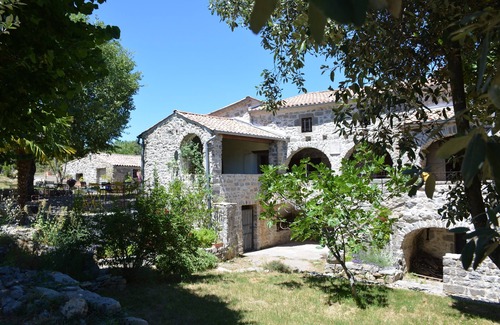 Les Vans House | Beautiful eighteenth mas on private grounds 3 ha, 5X12 m pool, Les Vans 5 minutes