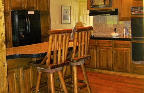 Coeur d'Alene House | BEAUTIFUL ELK MOUNTAIN RANCH ADJOINS OVER 2 MILLION ACRES OF NATIONAL FOREST!