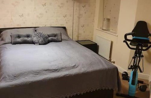 Wellingborough House | Beautiful ensuite room