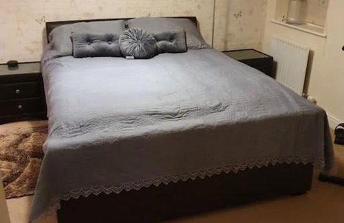 Wellingborough House | Beautiful ensuite room