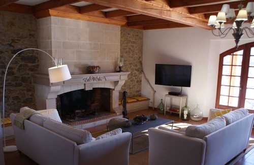 Villedaigne Other | Beautiful estate in the middle of the vineyards, 200m2 terrace!