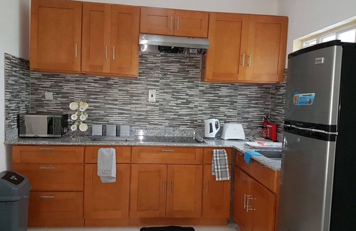 Runaway Bay Apartment | Beautiful-European styled apartment!-self-contained apartment in Runaway Bay