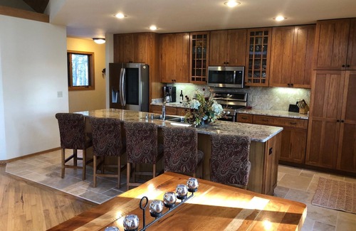 Mercer House | Beautiful Executive Lake Home on Peninsula with 657 ft Frontage, Dog Friendly