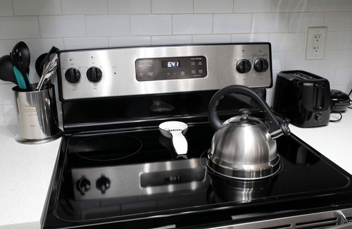 Madison Apartment | Beautiful Extended Stay - Pool & Gym
