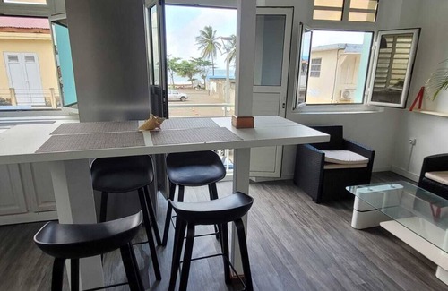 Sainte-Marie Apartment | Beautiful F4 sea view near TOMBOLO in Sainte Marie