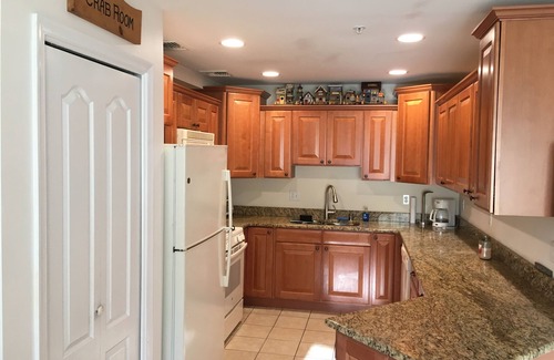 Seaside Heights House | Beautiful Family Retreat - 4 Bedroom Townhouse - 1 Block To The Beach