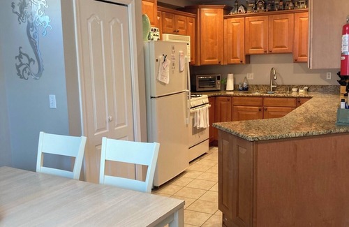 Seaside Heights House | Beautiful Family Retreat - 4 Bedroom Townhouse - 1 Block To The Beach