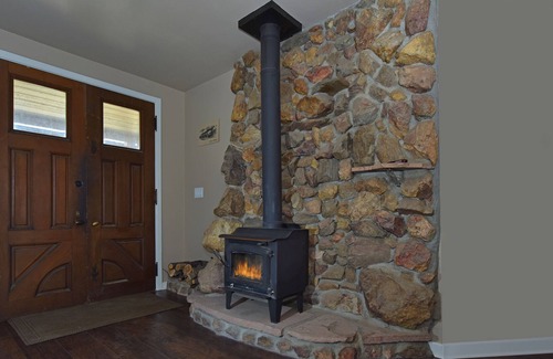Julian House | Beautiful Family Cabin with Gorgeous Mountain Views