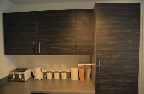Killingbeck House | Beautiful Family home with free WiFi and Parking